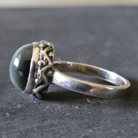 Cat's Eye Moonstone Ring - Picture 4 of 7